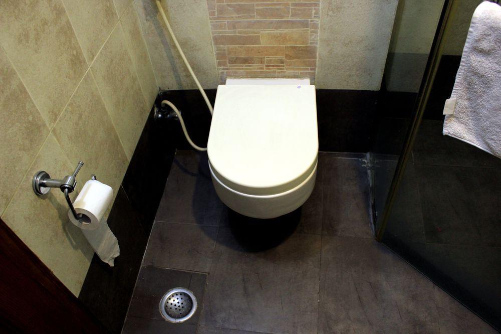 Treebo Palm Tree Palam Vihar Hotel Gurgaon Ngoại thất bức ảnh