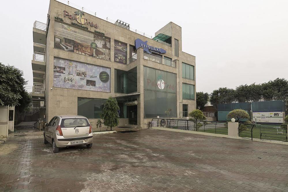 Treebo Palm Tree Palam Vihar Hotel Gurgaon Ngoại thất bức ảnh